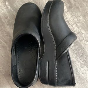 Danskos size 37